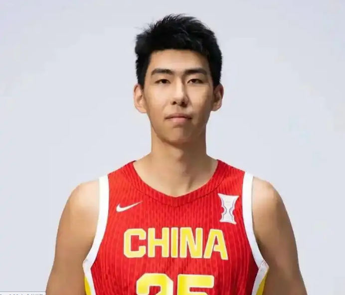 中国男篮热身赛前瞻5大看点：杨瀚森不打 仅两内线崔永熙回归首秀